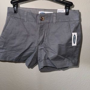UNWORN old navy gray shorts-midrise everyday shorts size 0